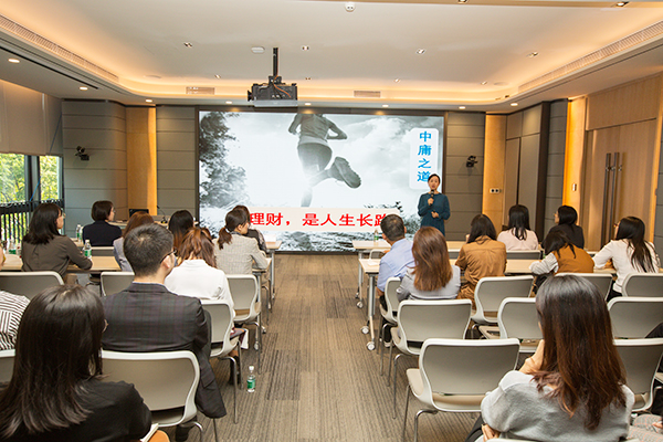 电子游戏app入口